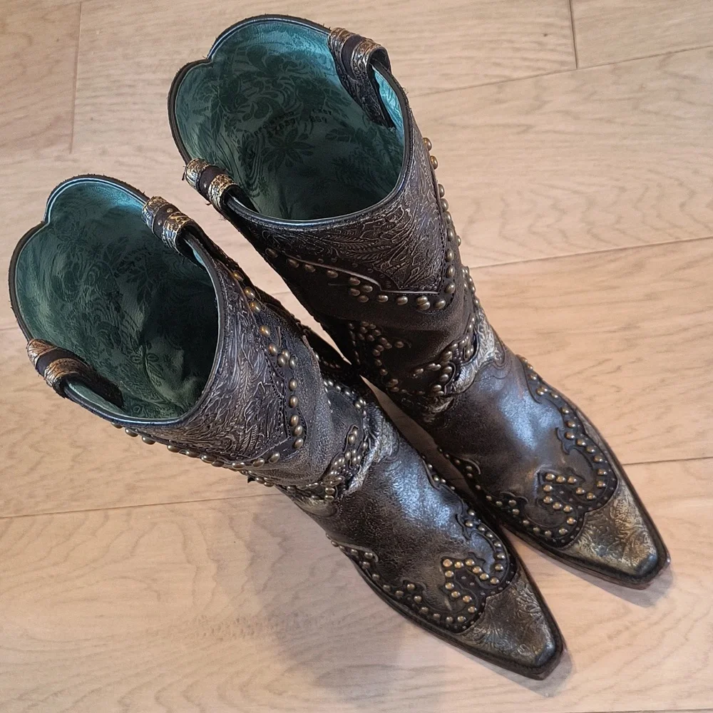 Corral Vintage Boots - Picture 7 of 14